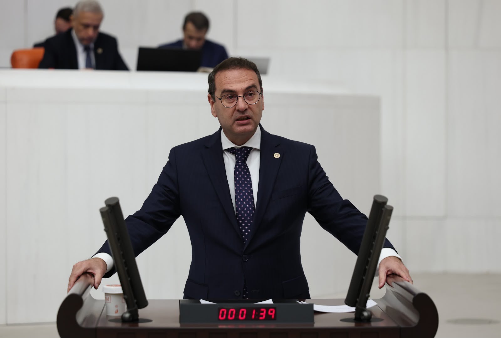 İYİ Parti’li Uz’dan sert eleştiri